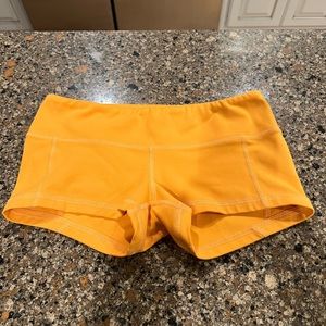 Fleo Low Rise Contour Shorts- size Small.